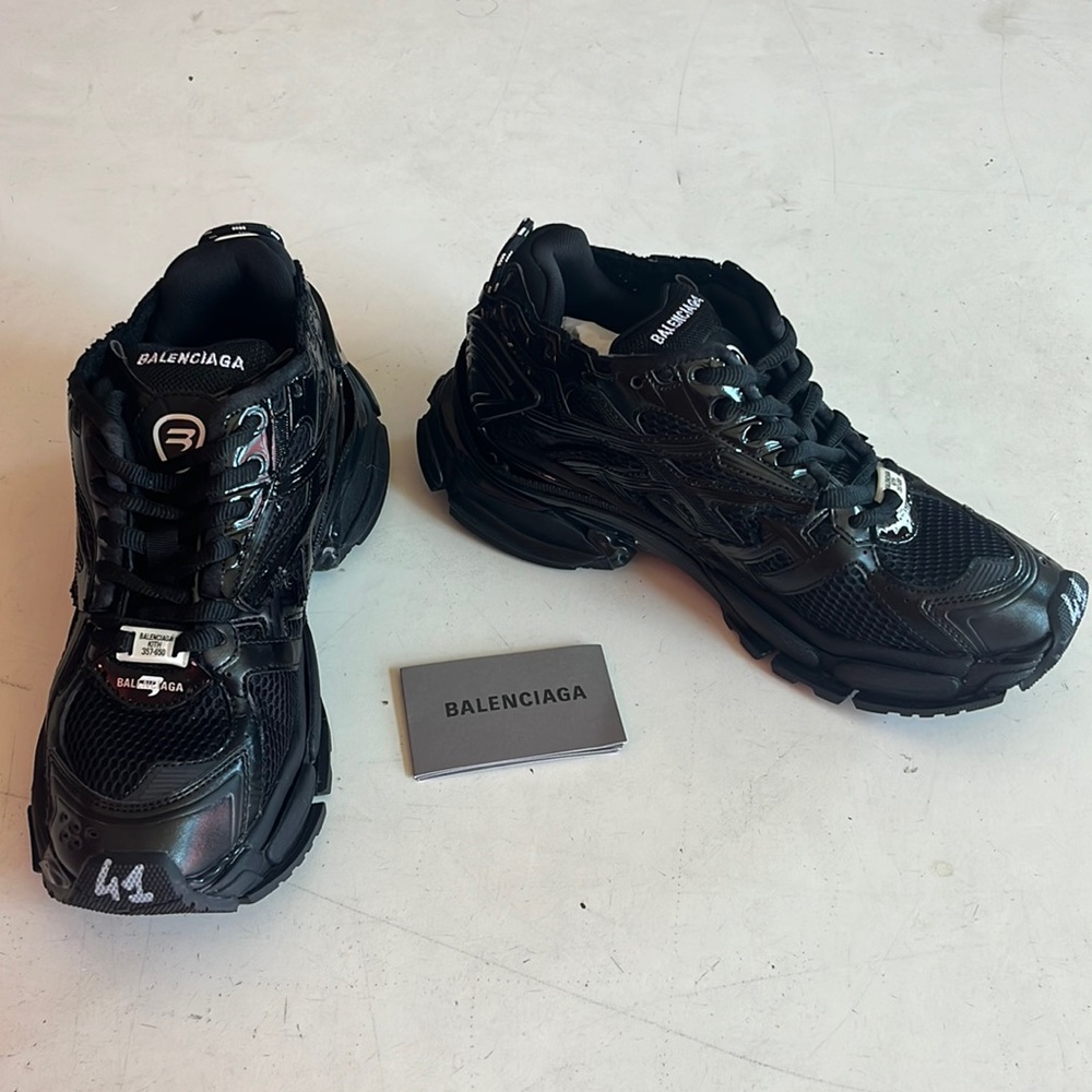 NEW Balenciaga Runner Sneakers